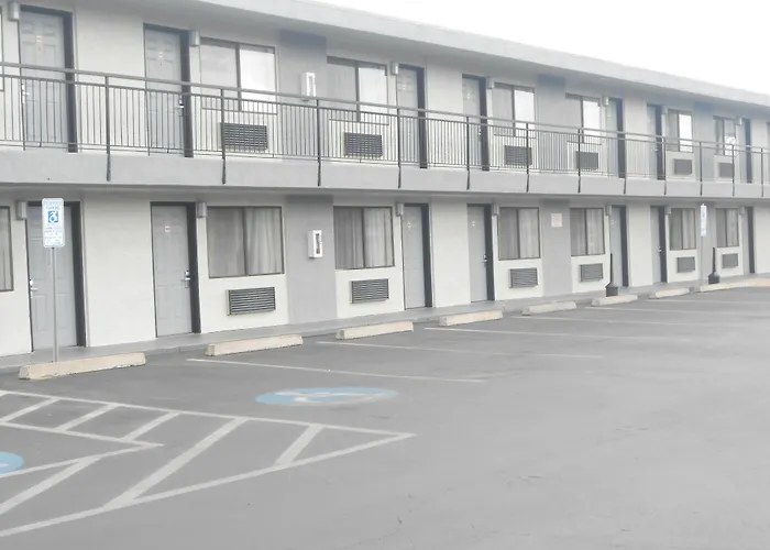 Surestay Hotel By Best Western Phoenix Airport